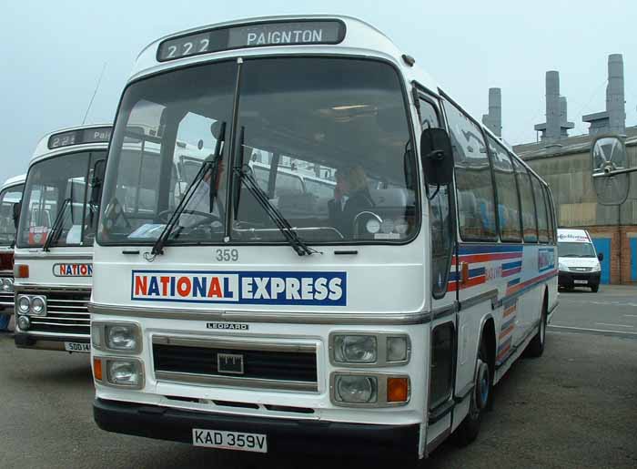 Black & White Leyland Leopard Plaxton Supreme 359